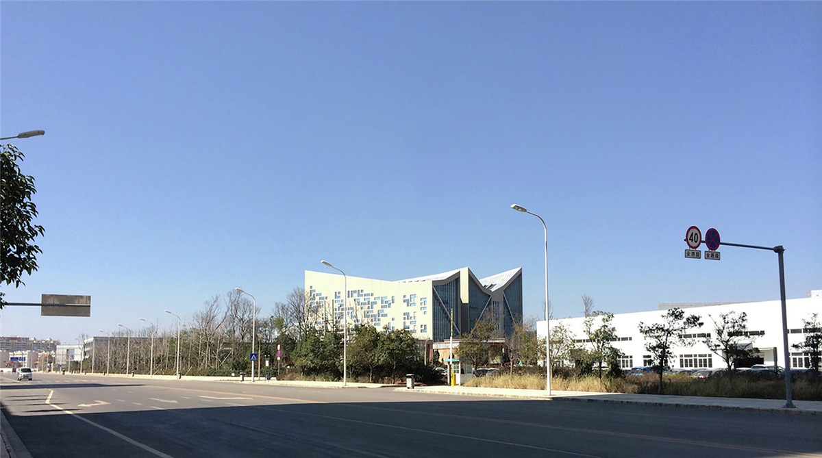 View_from_the_service_road.jpg