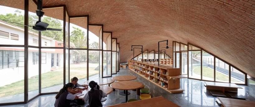 sPa-sameep-padora-maya-somaiya-sharda-library-brick-india-designboom-04.jpg