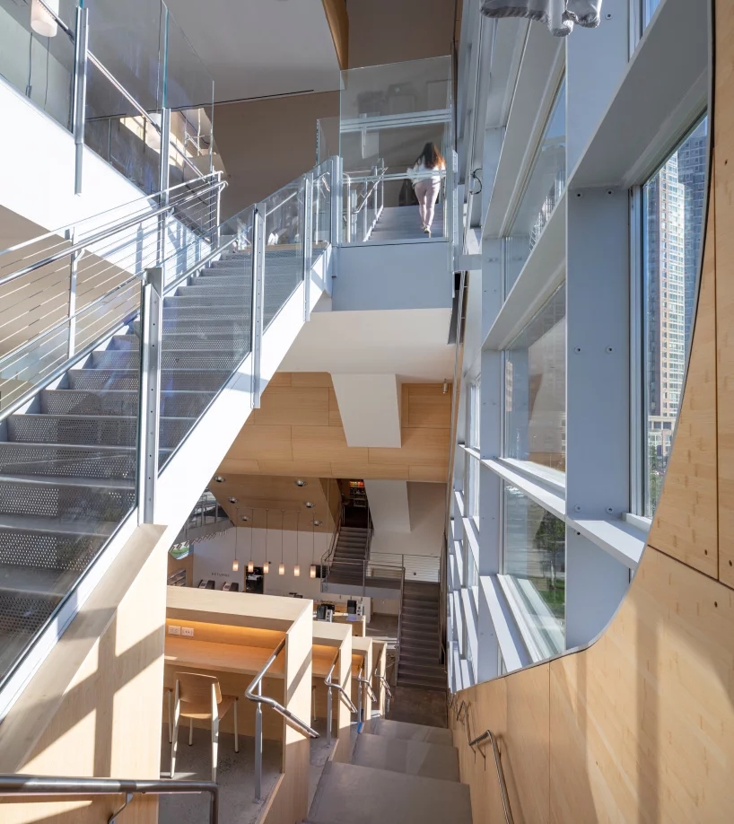 steven-holl-hunters-point-library-queens-new-york-designboom-05.webp.jpg