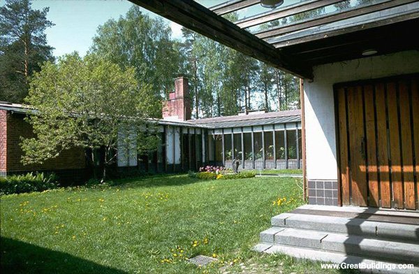 芬兰现代建筑大师阿尔瓦·阿尔托(AlvarAalto)