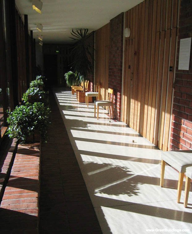 芬兰现代建筑大师阿尔瓦·阿尔托(AlvarAalto)
