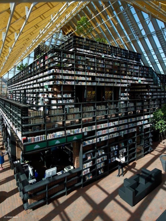 荷兰Spijkenisse书山图书馆(BookMountainLibrary)
