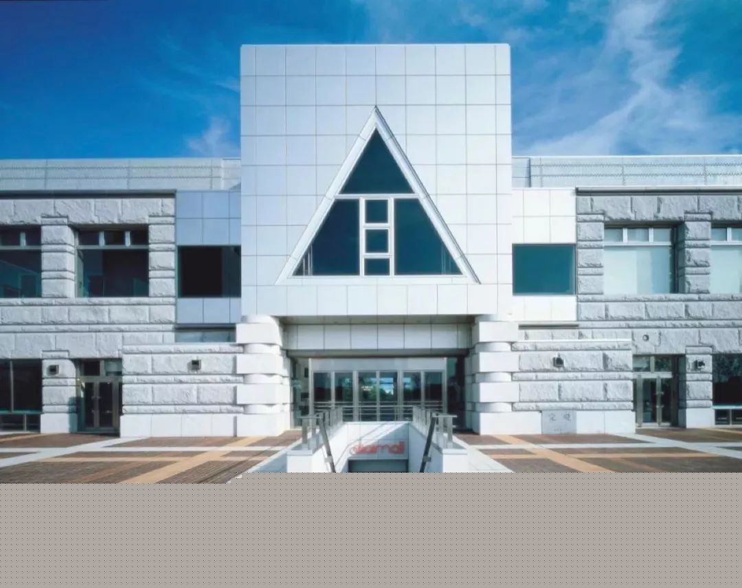 致敬！建筑大师矶崎新作品合集!